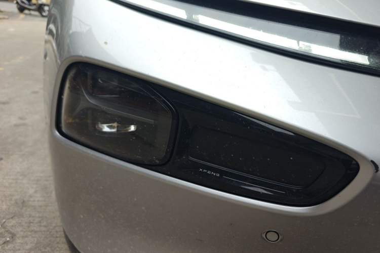 Used XPeng P7 2023 P7i 702 Pro Right Front Headlight