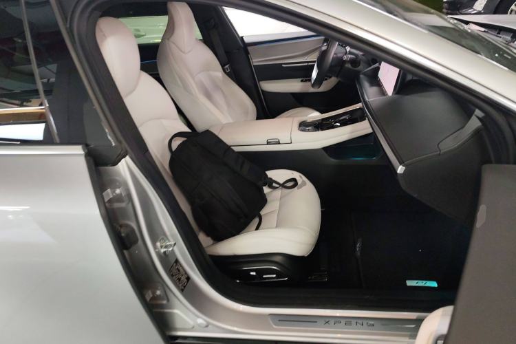 Used XPeng P7 2023 P7i 702 Max Right Front Seat