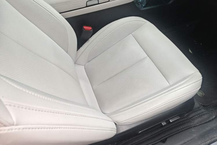 Used XPeng P7 2023 P7i 702 Max Right Front Seat