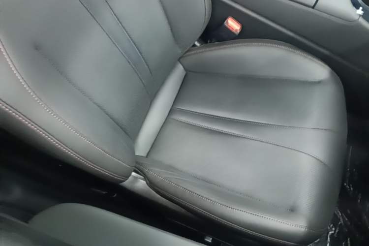 Used XPeng P7 2023 586E Right Front Seat