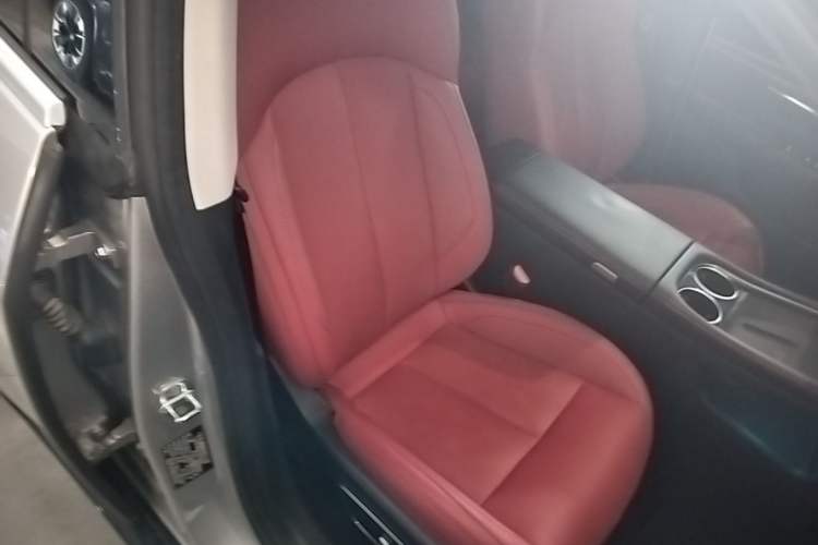 Used XPeng P7 2023 P7i 702 Max Right Front Seat