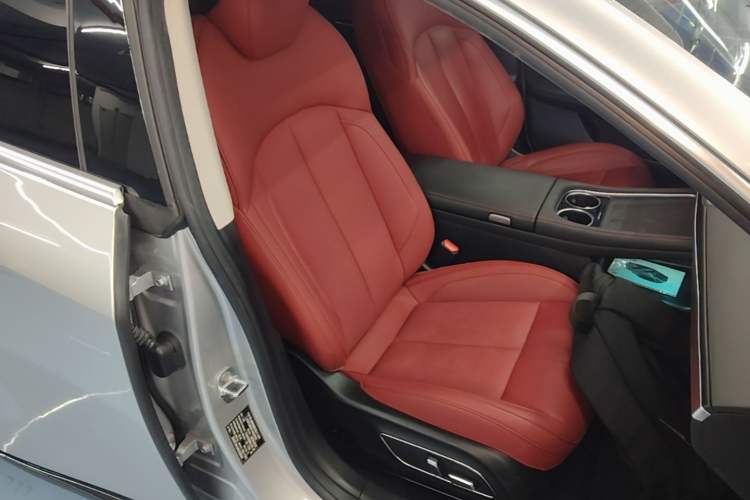 Used XPeng P7 2023 P7i 702 Pro Right Front Seat