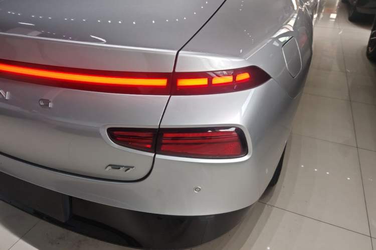 Used XPeng P7 2023 P7i 702 Max Right Rear Taillight