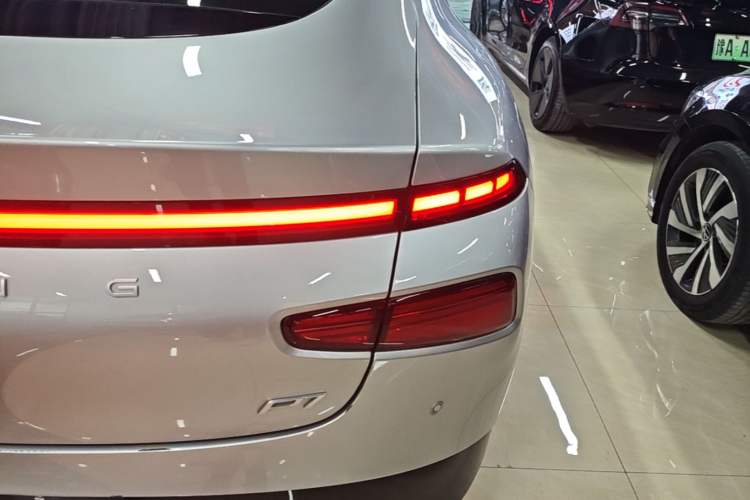 Used XPeng P7 2023 P7i 702 Pro Right Rear Taillight
