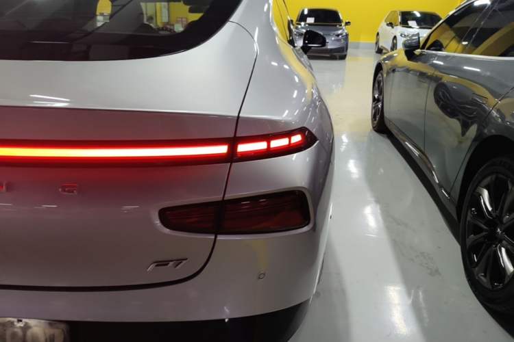 Used XPeng P7 2023 P7i 702 Pro Right Rear Taillight
