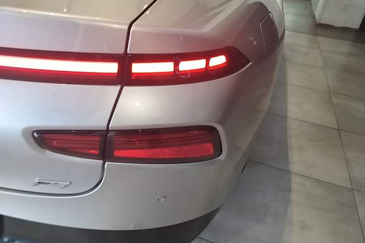 Used XPeng P7 2023 P7i 702 Max Right Rear Taillight