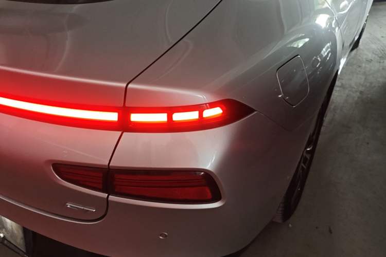 Used XPeng P7 2023 P7i 702 Pro Right Rear Taillight