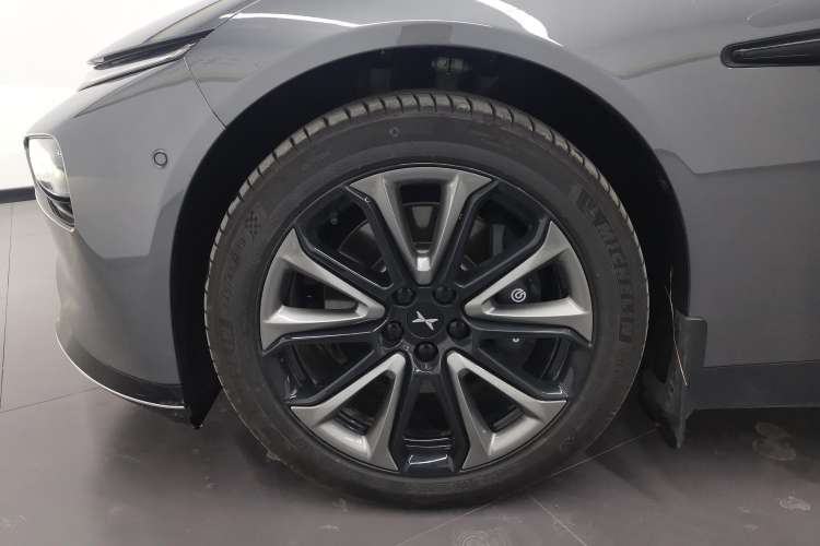 Used XPeng P7 2023 586E Right Rear Wheel Hub