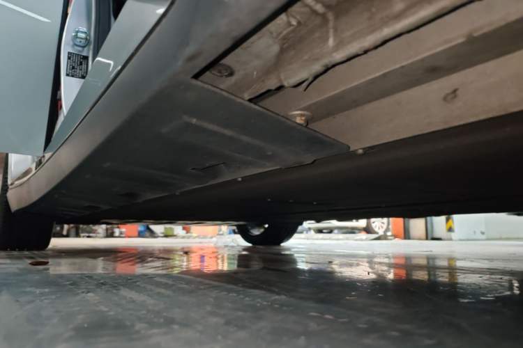 Used XPeng P7 2023 P7i 702 Max Right Side Sill