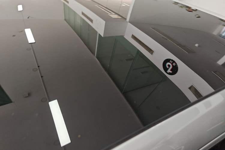 Used XPeng P7 2023 P7i 702 Pro Roof