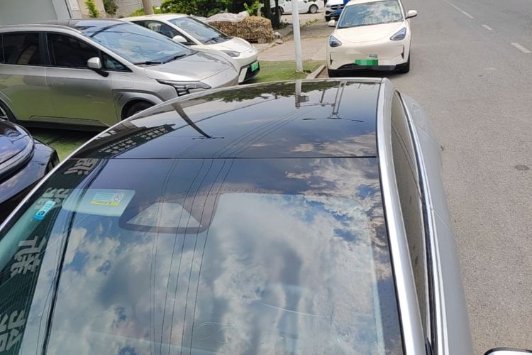 Used XPeng P7 2023 P7i 702 Max Roof