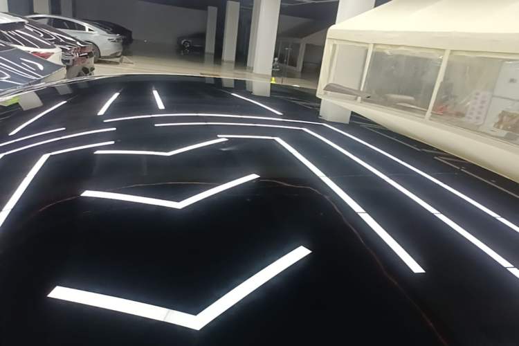 Used XPeng P7 2023 586E Roof