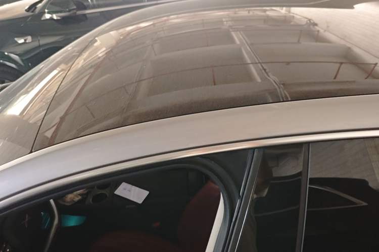 Used XPeng P7 2023 P7i 702 Pro Roof