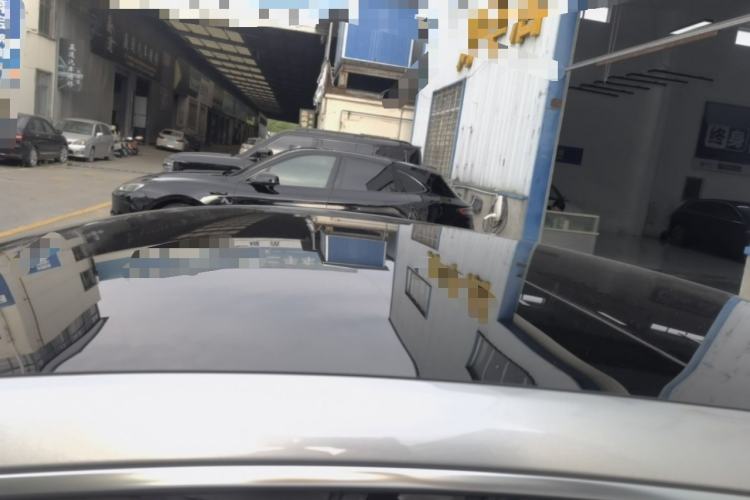 Used XPeng P7 2023 P7i 702 Pro Roof