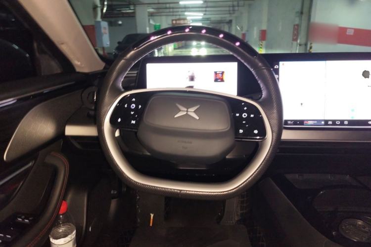 Used XPeng P7 2023 586E Steering Wheel