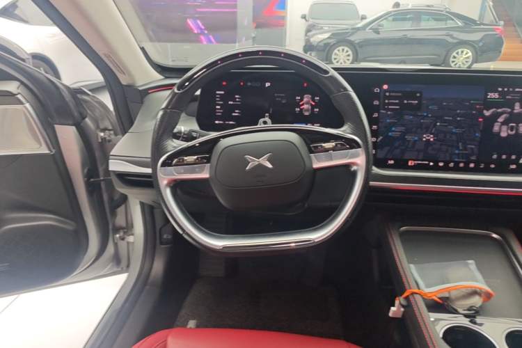 Used XPeng P7 2023 P7i 610 Max Performance Edition Steering Wheel