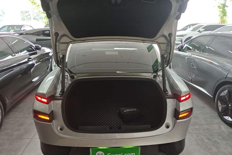 Used XPeng P7 2023 P7i 702 Pro Trunk