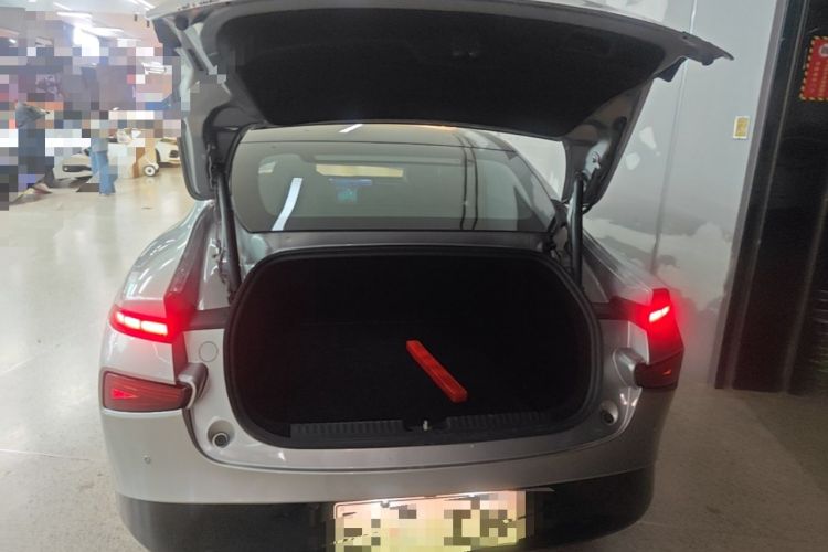 Used XPeng P7 2023 586E Trunk
