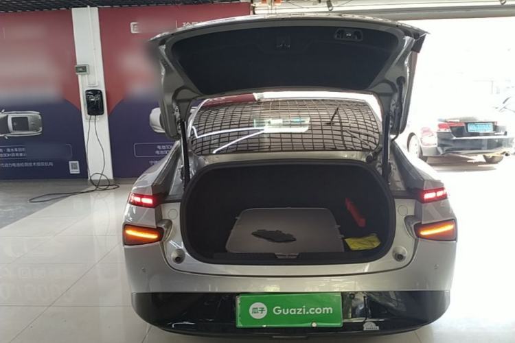 Used XPeng P7 2023 586E Trunk