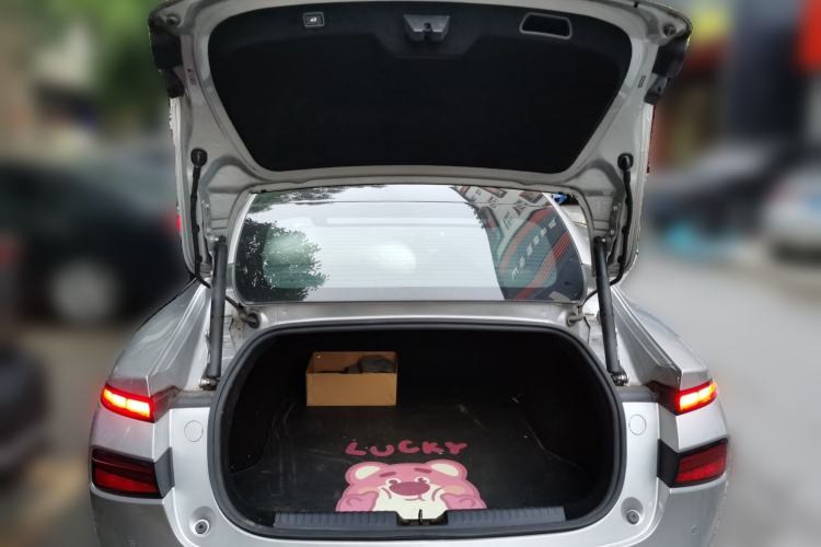Used XPeng P7 2023 P7i 702 Pro Trunk