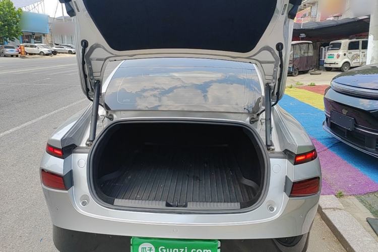 Used XPeng P7 2023 P7i 702 Max Trunk