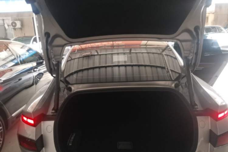 Used XPeng P7 2023 P7i 702 Pro Trunk