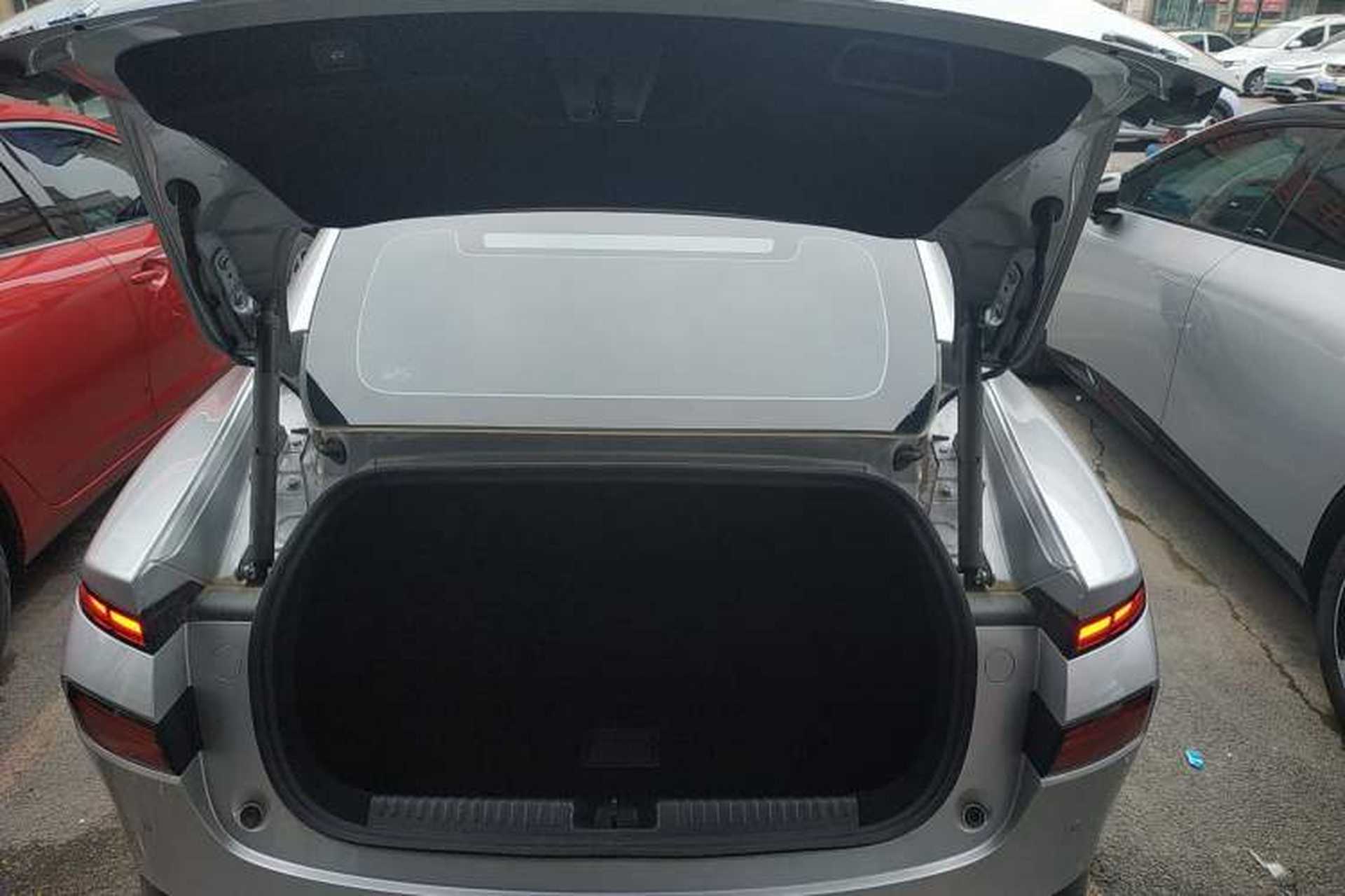Used XPeng P7 2023 P7i 702 Pro Trunk