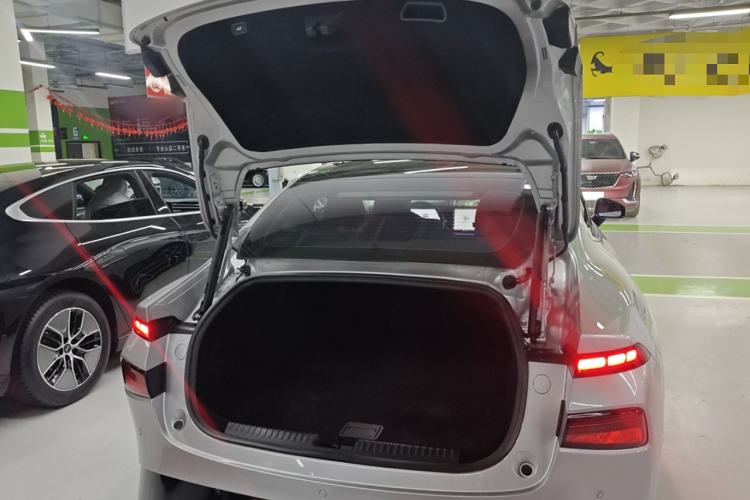 Used XPeng P7 2023 P7i 702 Max Trunk