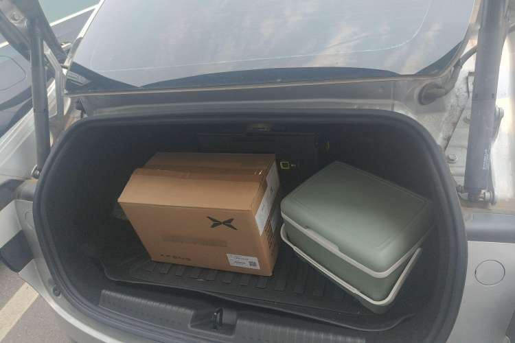 Used XPeng P7 2023 P7i 702 Pro Trunk