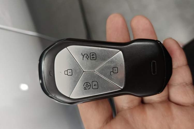 Used XPeng P7 2023 P7i 702 Pro Vehicle Key
