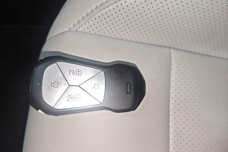 Used XPeng P7 2023 P7i 702 Max Vehicle Key