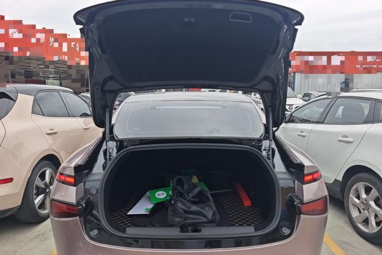 Used XPeng P7 2023 480E Trunk