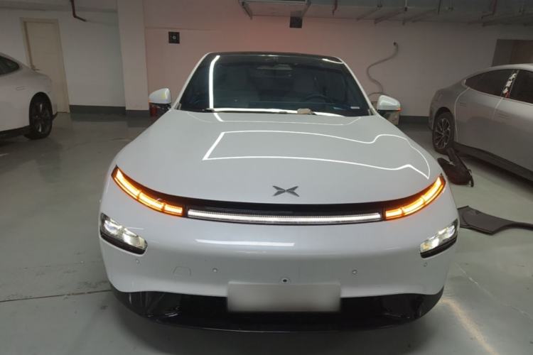Used XPeng P7 2023 586E Front