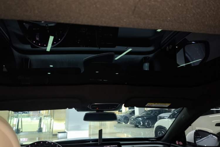 Used XPeng P7 2023 P7i 702 Pro Headliner