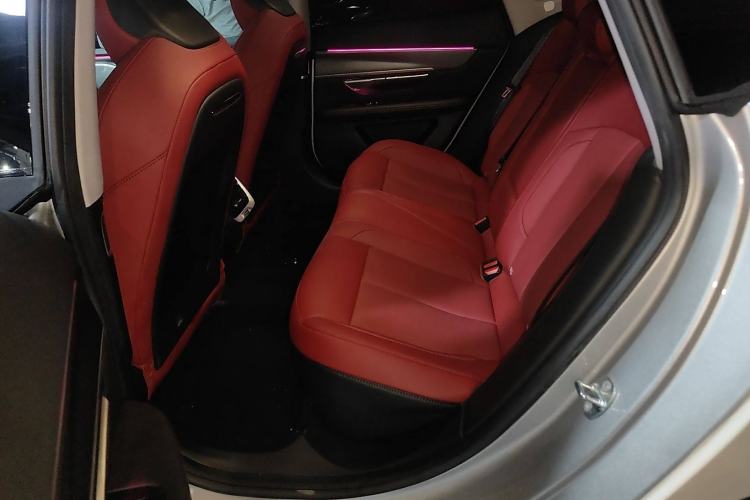 Used XPeng P7 2023 P7i 702 Max Interior 4