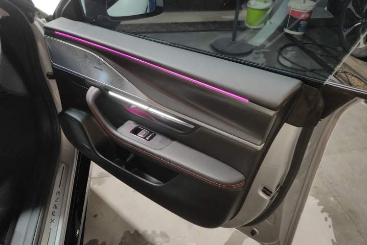 Used XPeng P7 2023 P7i 702 Max Interior 5