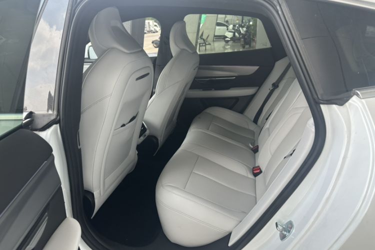Used XPeng P7 2023 P7i 702 Max Interior 5