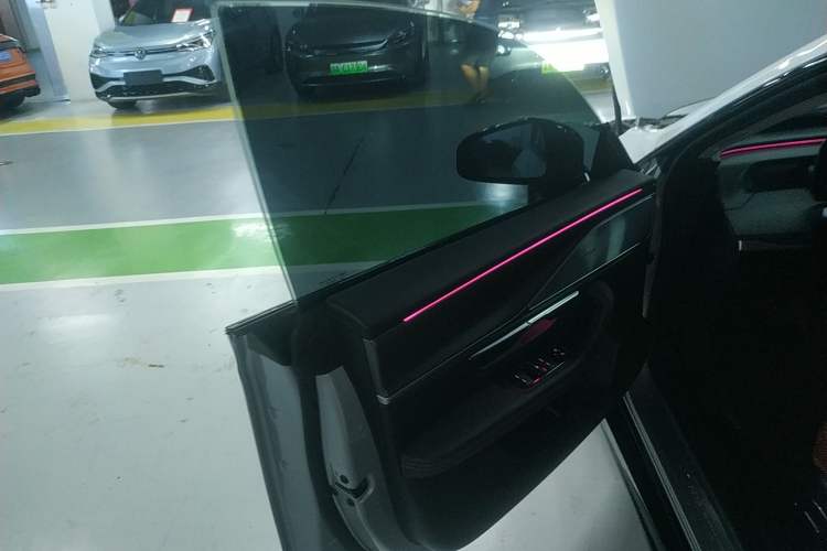 Used XPeng P7 2023 P7i 702 Pro Left Front Door Interior