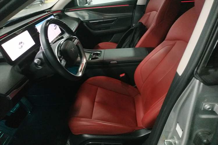 Used XPeng P7 2023 P7i 610 Max Performance Edition Left Front Seat