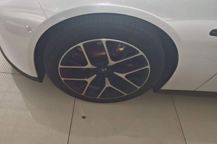 Used XPeng P7 2023 P7i 702 Pro Left Front Wheel Hub