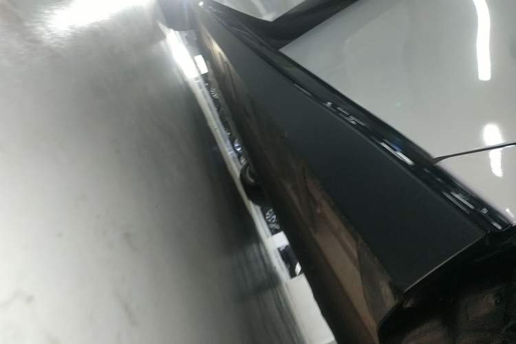 Used XPeng P7 2023 P7i 702 Pro Left Side Sill