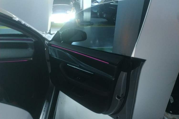 Used XPeng P7 2023 P7i 702 Pro Right Front Door Interior