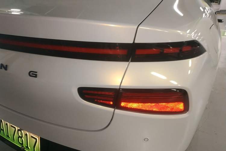 Used XPeng P7 2023 P7i 702 Pro Right Rear Taillight