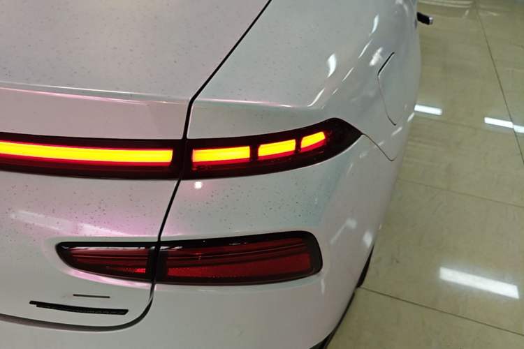 Used XPeng P7 2023 P7i 702 Pro Right Rear Taillight