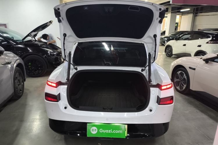 Used XPeng P7 2023 P7i 702 Pro Trunk