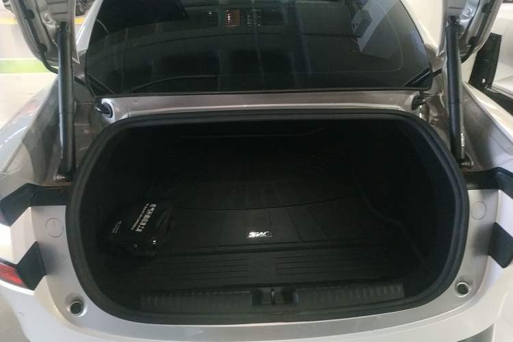 Used XPeng P7 2023 P7i 702 Pro Trunk