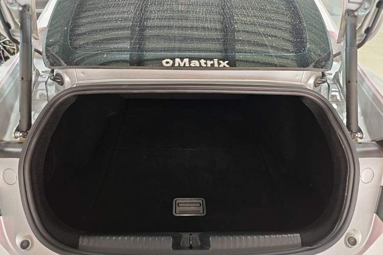 Used XPeng P7 2023 P7i 702 Pro Trunk