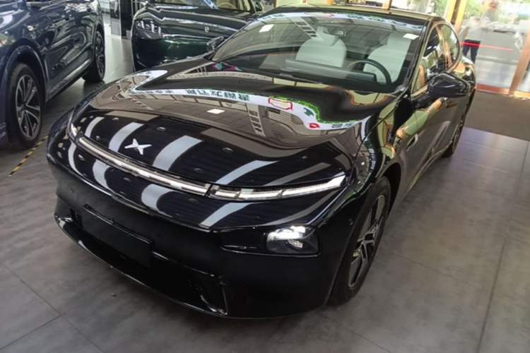 Used XPeng P7 2024 P7i 550 Pro Guazi used car, China used car export, Used car for sale, Used XPeng cars, Cheapest cars for sale, Electric vehicle, New energy car