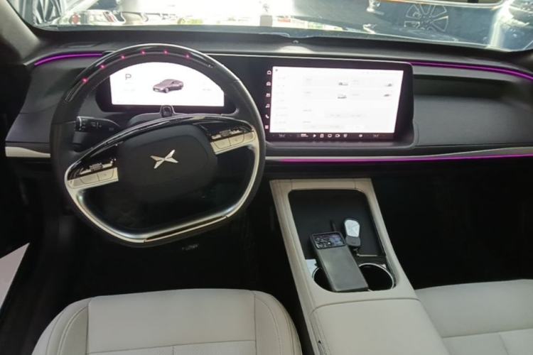 Used XPeng P7 2024 P7i 550 Pro Center Console