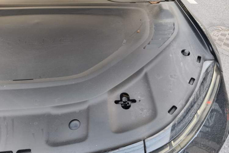 Used XPeng P7 2024 P7i 550 Pro Engine Bay Left